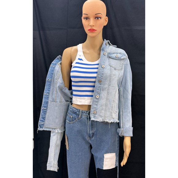 Denim Jacket, Ligth Blue, 2 pockets in the upper chest, 2 pocket one each side - Picture 5 of 6